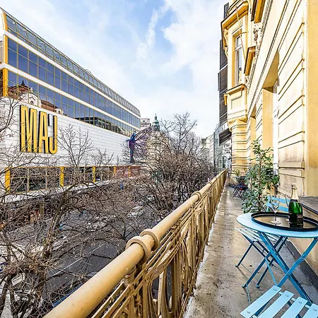 Airy Stunning With Terrace And Free Garage * Prague
