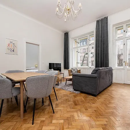 Appartement Airy Stunning With Terrace And Free Garage *