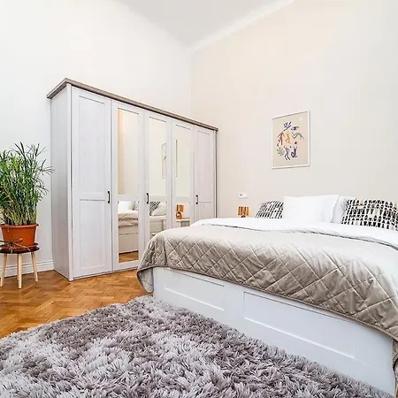 Airy Stunning With Terrace * Prague